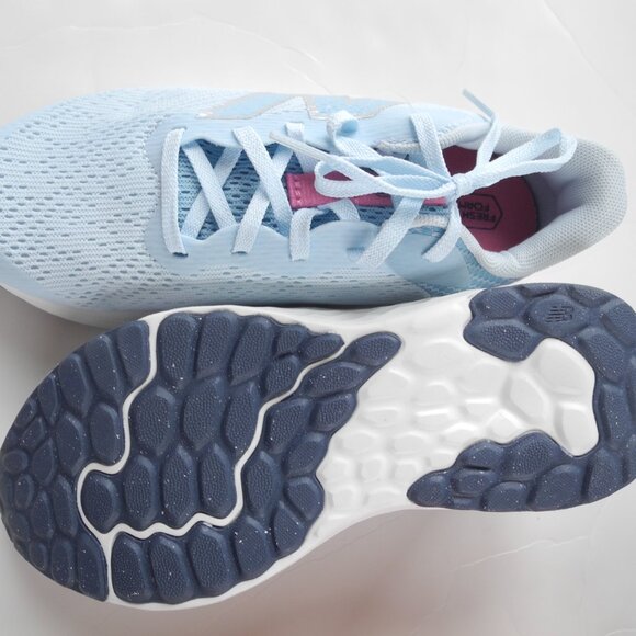 New Balance Fresh Foam Arishi V4 running shoes kids 4 Wide womens 6 New - Picture 3 of 3